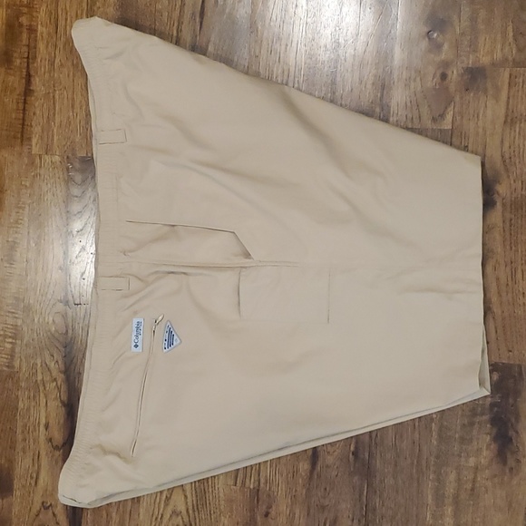Mens Columbia PFG beige water shorts size 6X - Picture 1 of 4